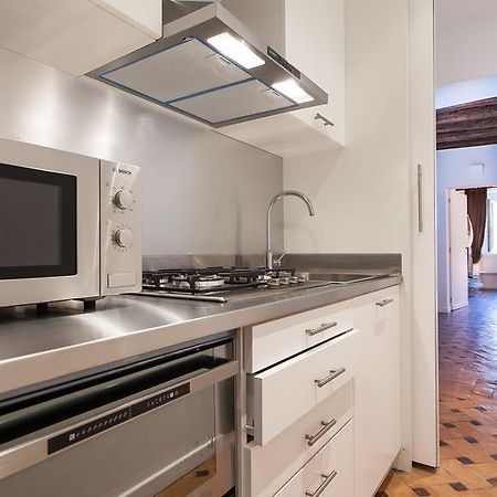 Rental In Rome - Scala Suite Eksteriør billede