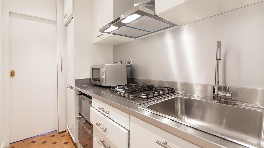 Rental In Rome - Scala Suite Eksteriør billede